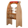 La boutique de table jouet en bois d'aulne placée dans le playstand Schöllner